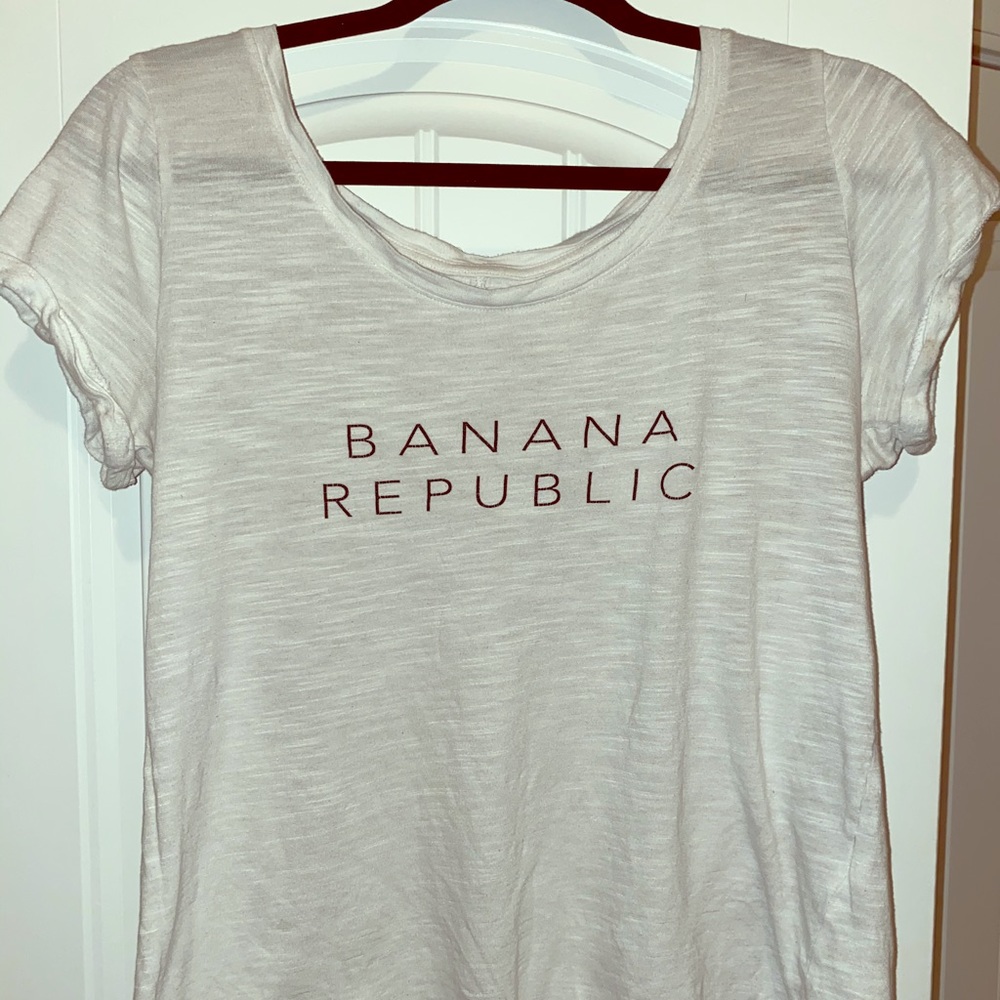 Cute, simple Banana Republic Shirts